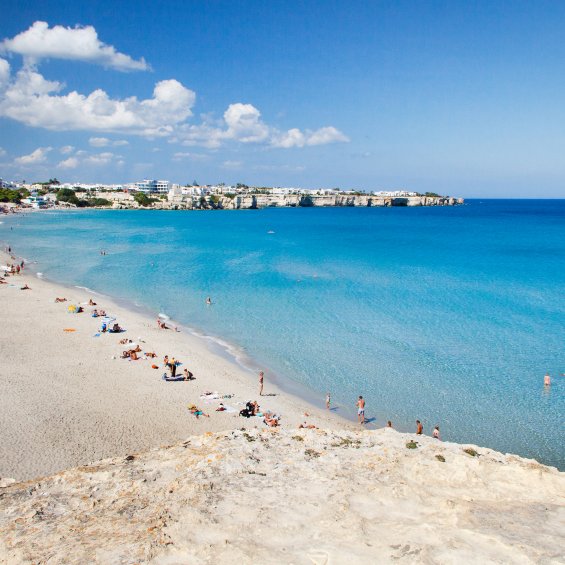 Spiaggia di Torre dell'Orso, provincia di Lecce, Puglia, Italia